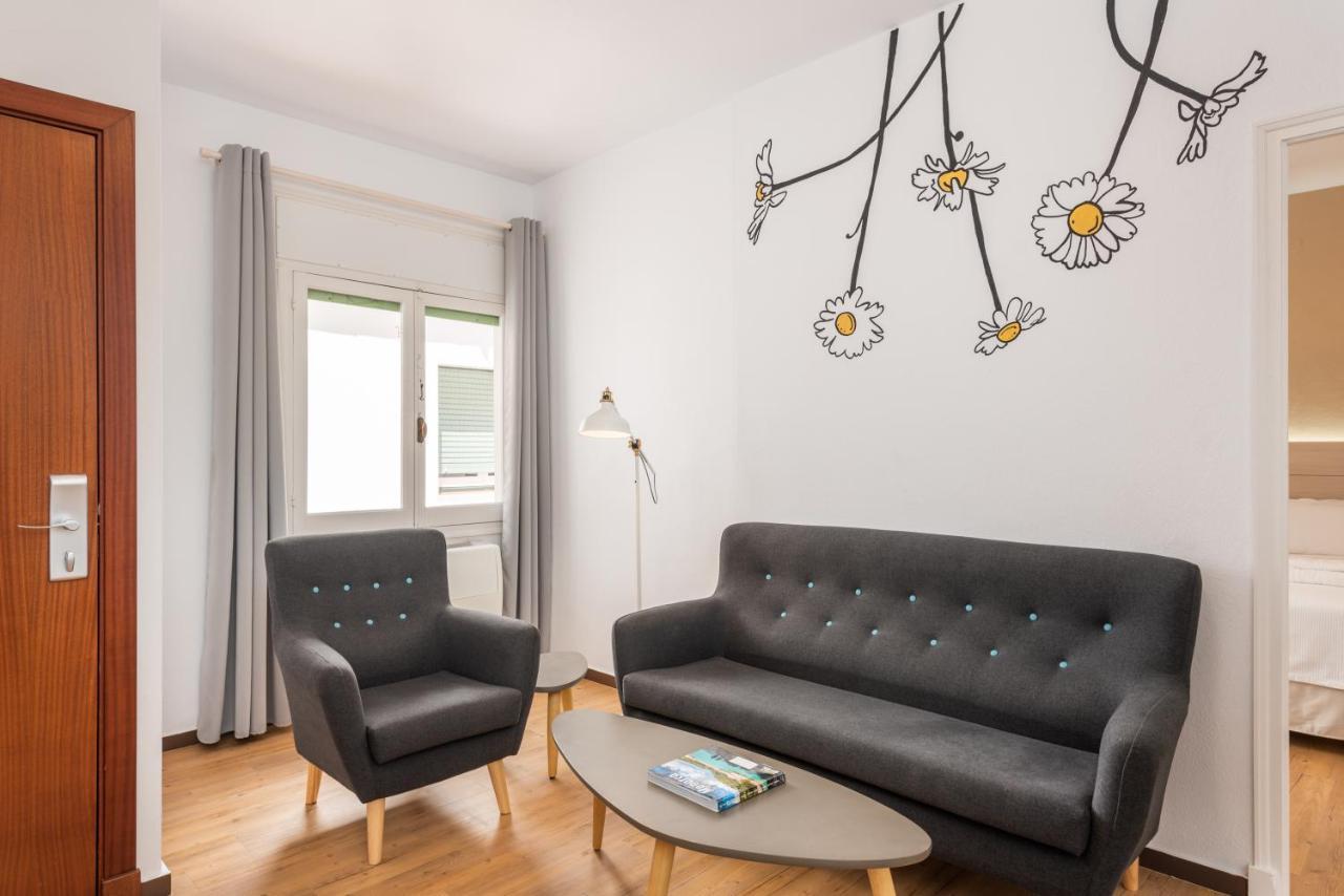 Hostal Jume - Urban Rooms Mahon  Exterior photo