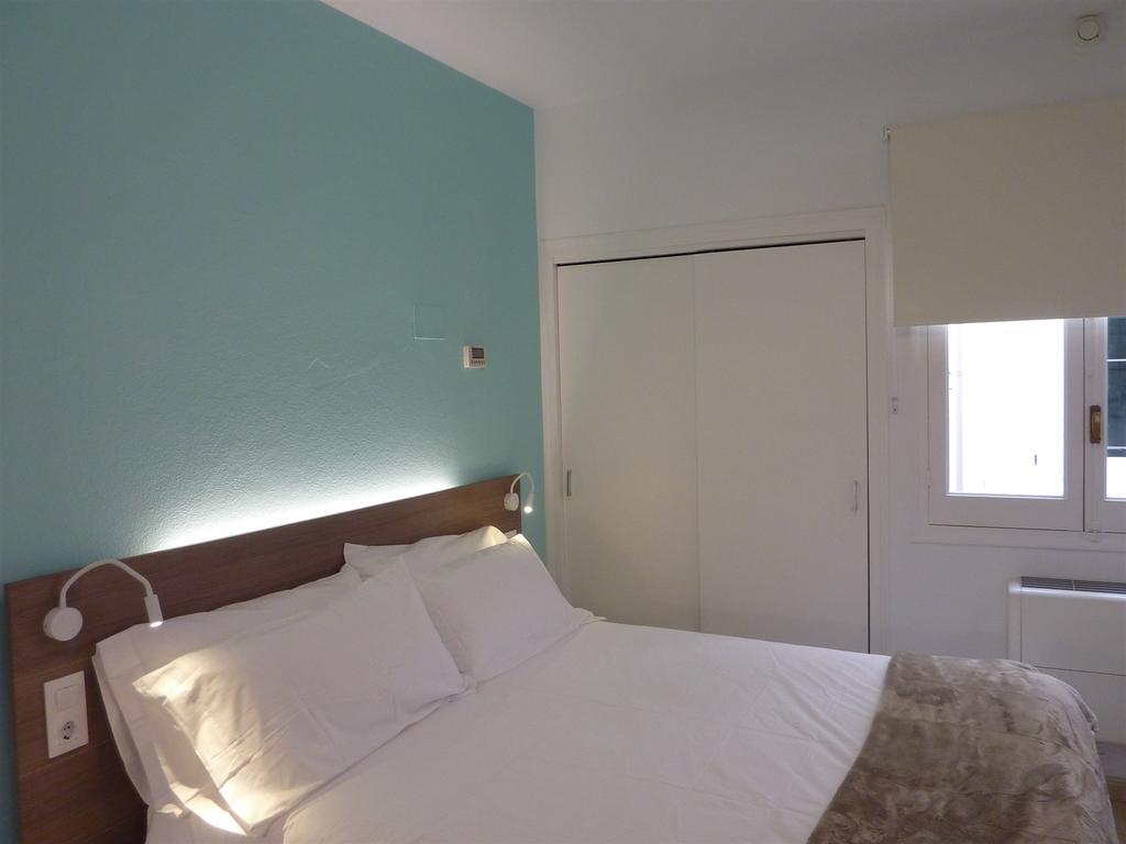Hostal Jume - Urban Rooms Mahon  Exterior photo
